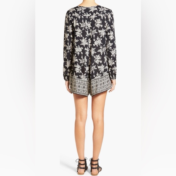 NEW Volcom “On The Brink” Floral Romper Jumpsuit Size L - Picture 9 of 10
